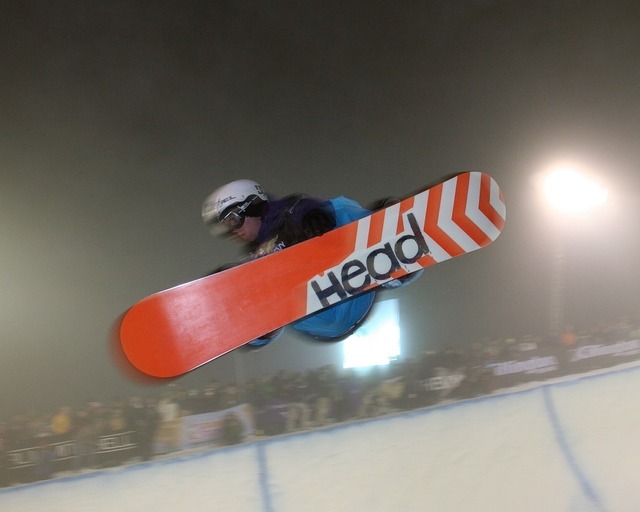 snowboard-672077_960_720.jpg